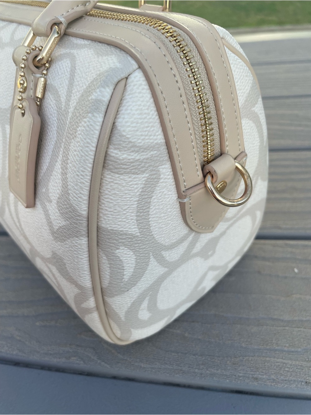 Coach Medium Signature Sketch Ivory Rowen - Picture 5 of 9